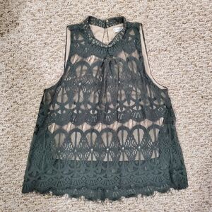 Elegant Army Green Lace Sleeveless Turtle Neck Top With Cream Undertone Size S